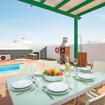 Willa Playa Blanca Sleeps 6 Air Con Wifi Playa Blanca (Lanzarote)